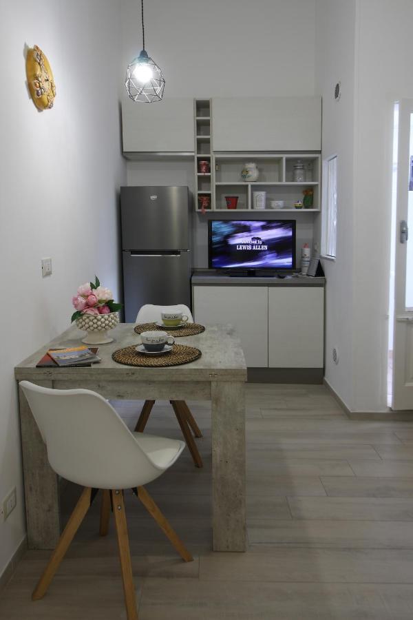 Dimora Camicia 84 Apartment Monopoli Exterior photo